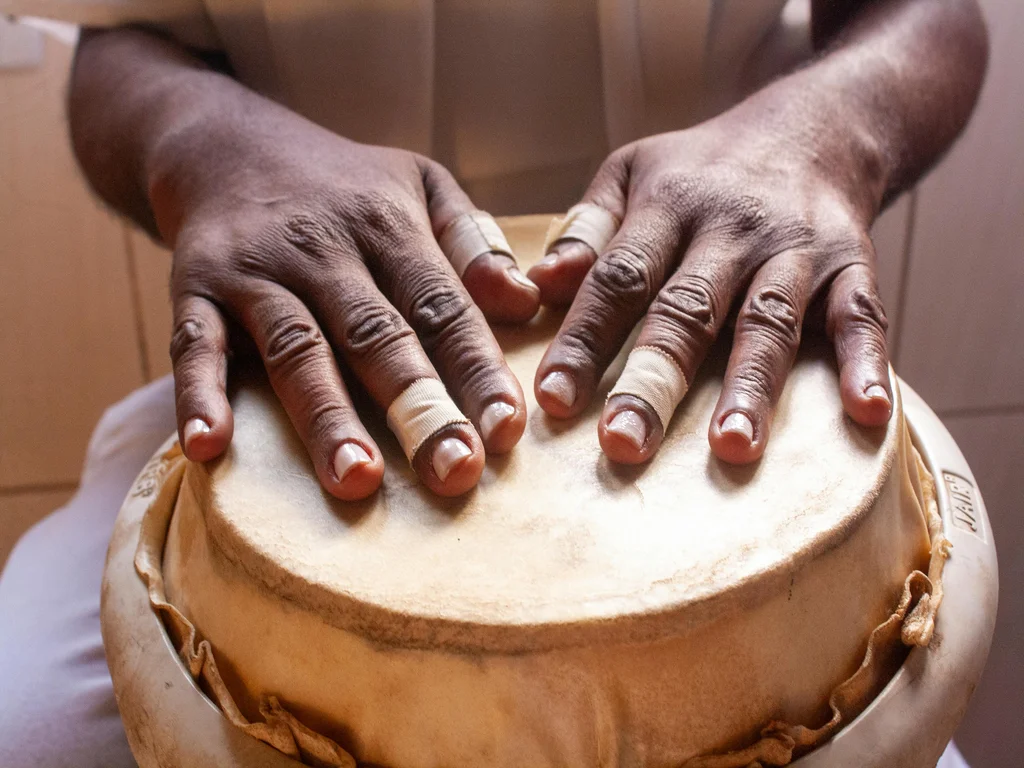 Les instruments de musique du monde tel que le djembé 